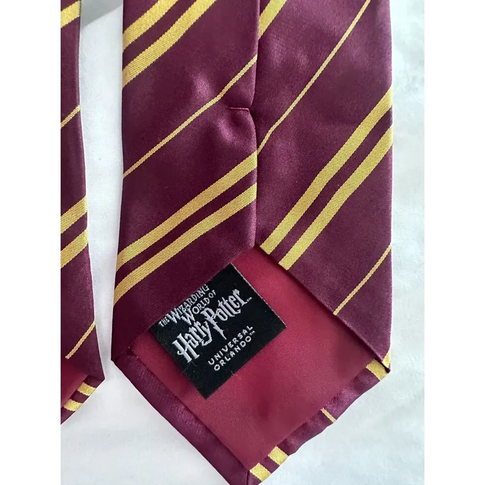 Harry Potter Universal Orlando Gryffindor 100% Silk Tie Burgundy Gold Stripe